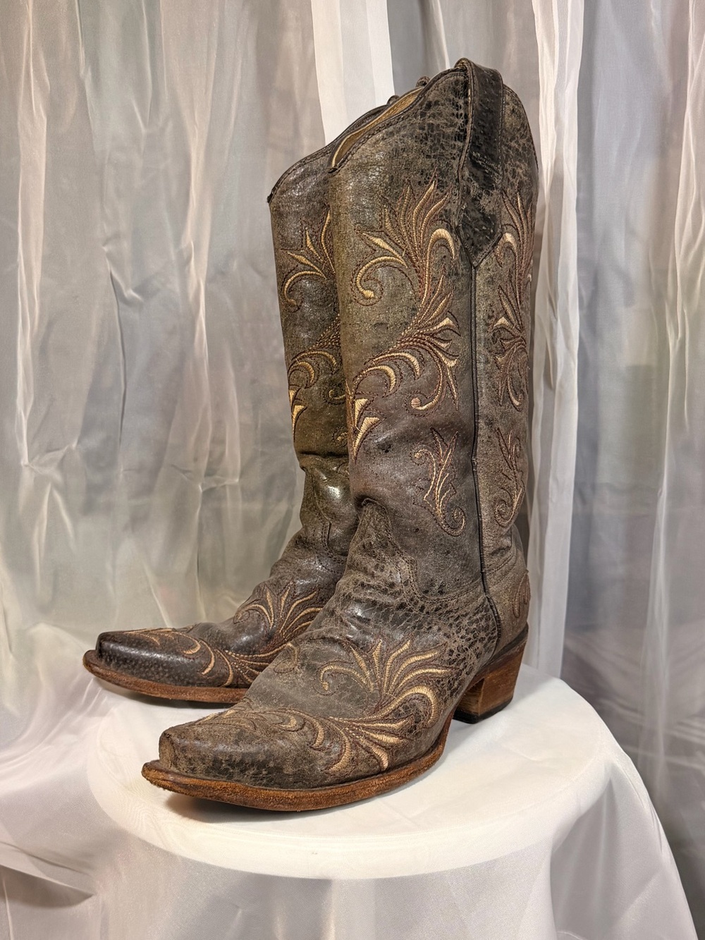 Women’s Western Embroidered Brown Leather Handcrafted Cowboy Boots
